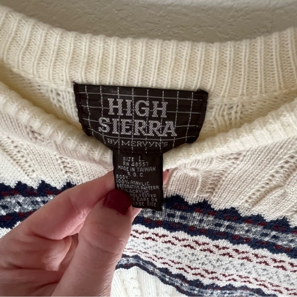 Vintage High Sierra Men's Large Crewneck Cableknit Sweater. - Picture 3 of 8